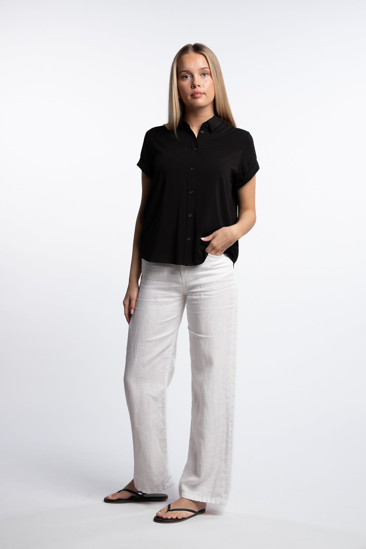 Majan ss shirt 9942- Black