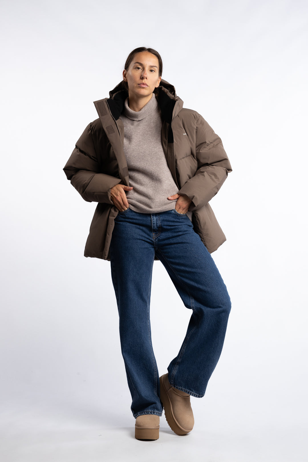 Besseggen Down Jacket- Taupe