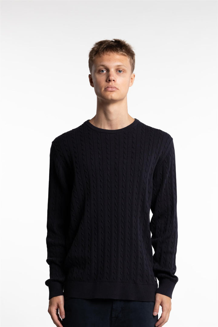 O-Neck Cable Knit Navy