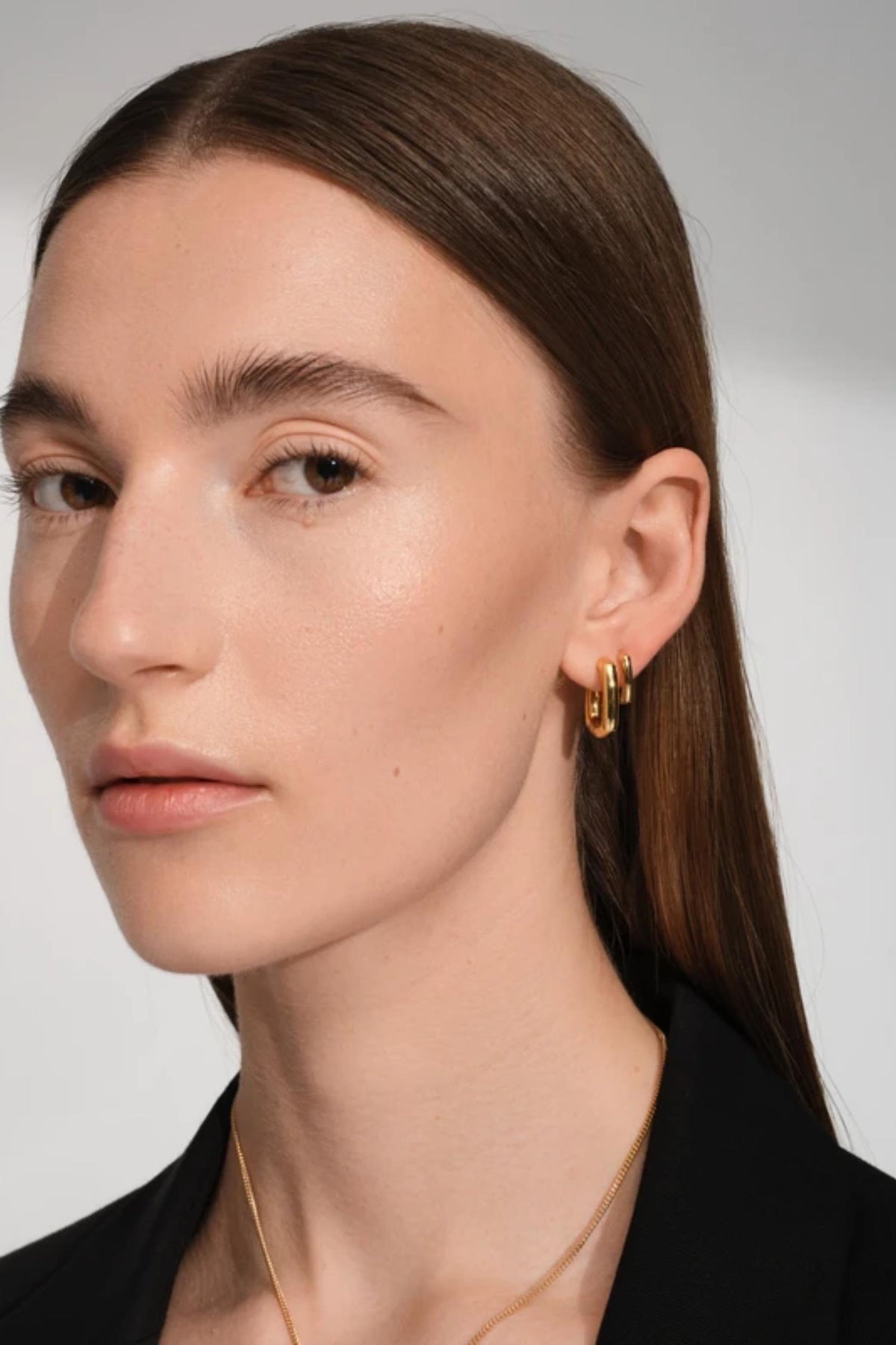 Women's Frame Hoops Medium- 18K Gold