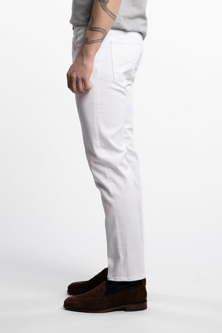 Scott Cropped Carrot Shape Stretch Jeans White