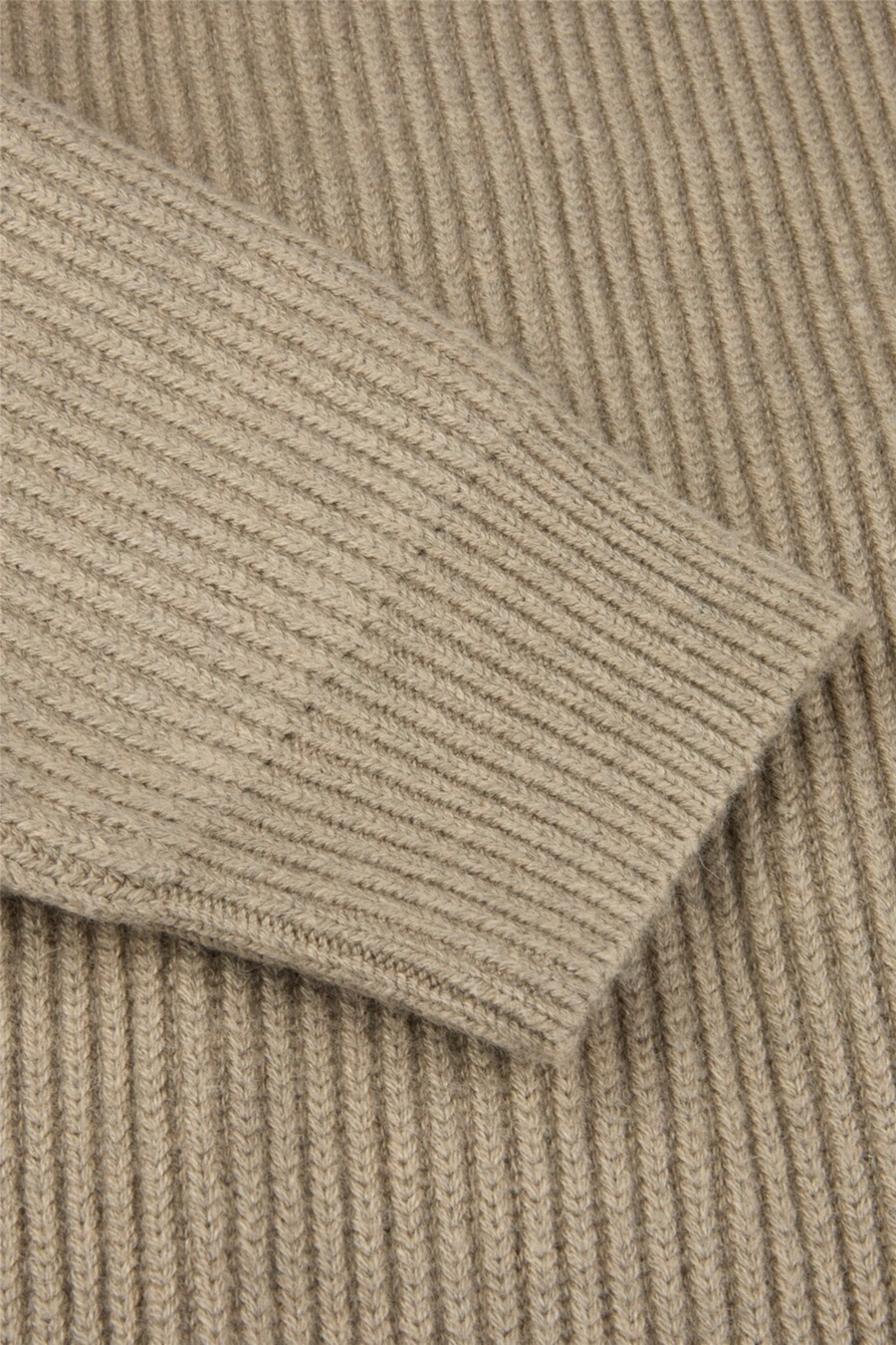 Alcantara Cardigan Light Beige