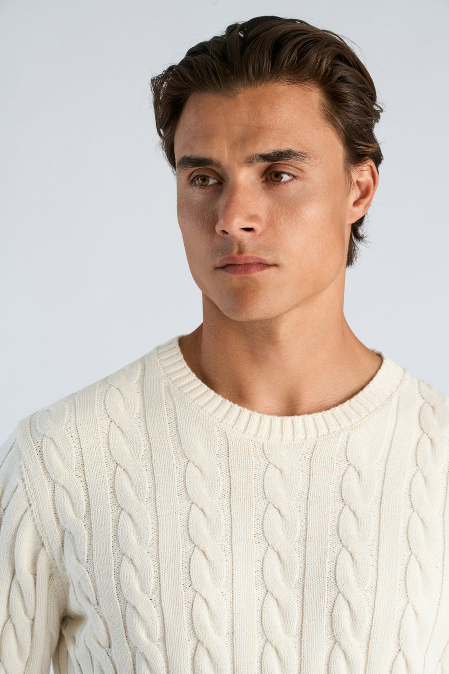 Cabel Knit Sweater Pearl White - nærbilde detalj