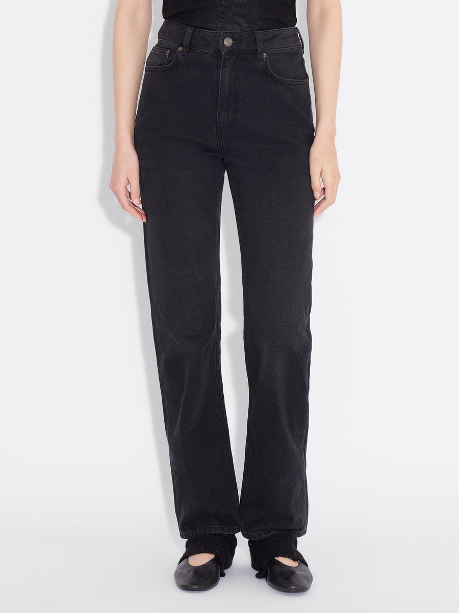 W Regular Jeans- Black Washed