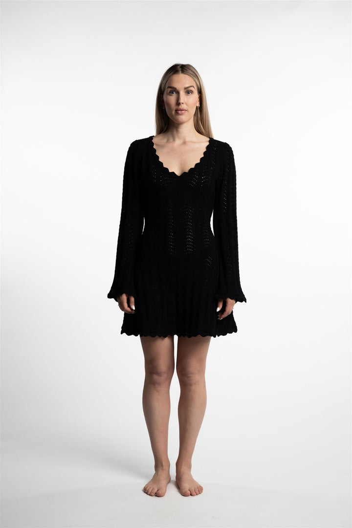 Daphne Dress- Black