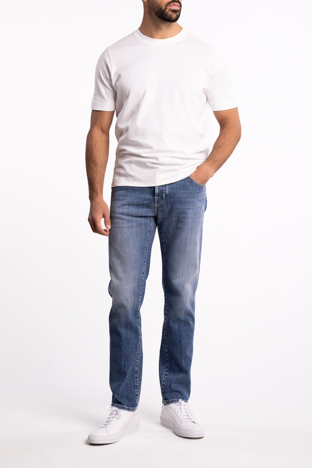 Scott Cropped Carrot Shape Jeans Light Blue