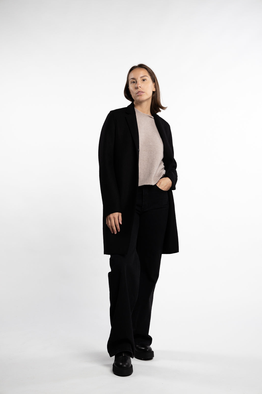 Women Cocoon Coat pressed wool- Black