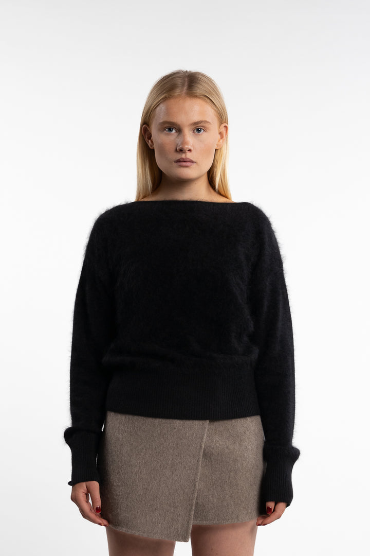 Cloud Knit- Black