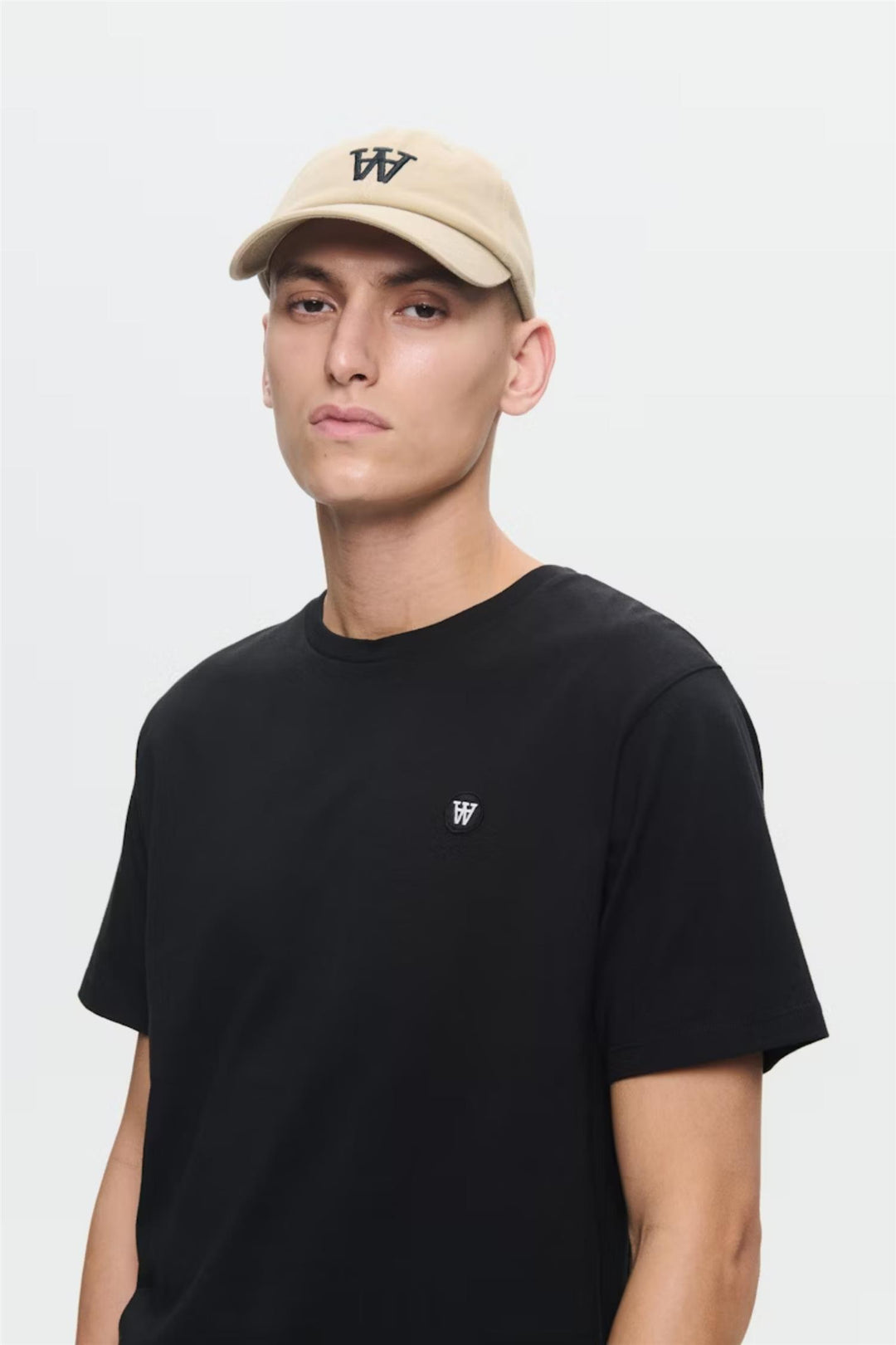 Ace Tee Black Beauty