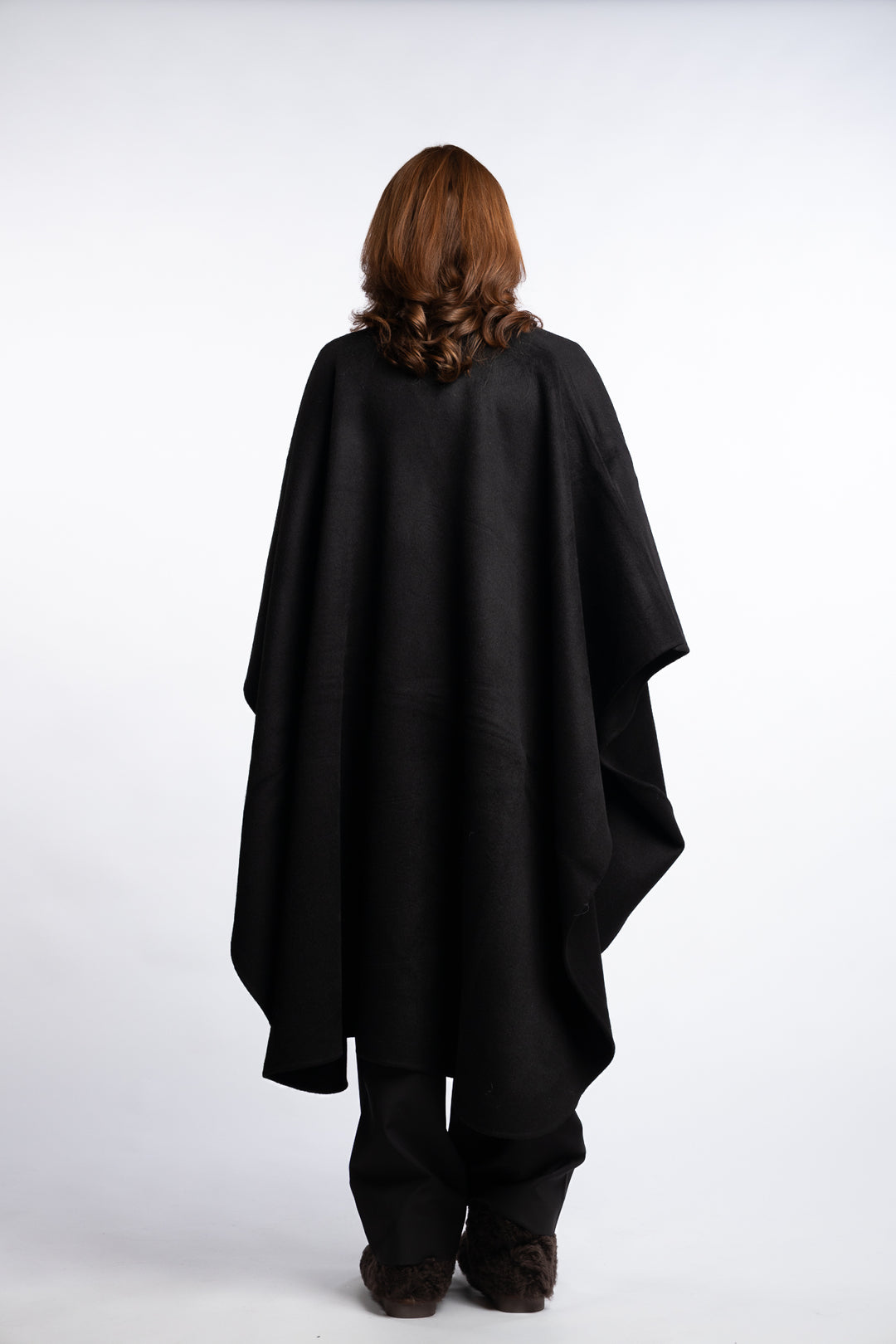 Camoens Shawl- Black
