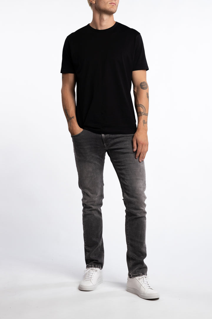 Replay Grover Straight Fit Hyperflex Black Stretch Denim