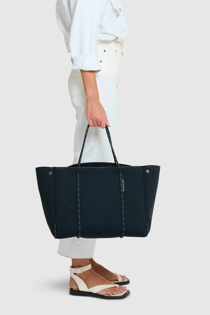 Escape Tote- Highlight Fleck Black