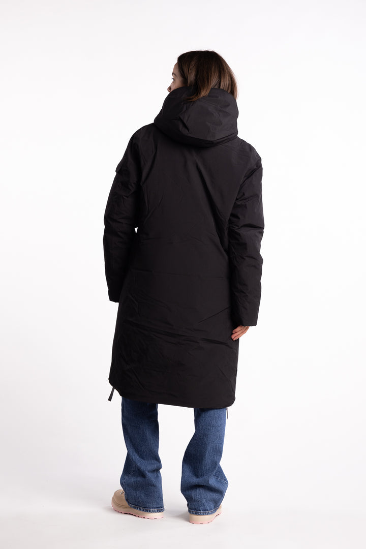 Bjorli Down Coat- Black
