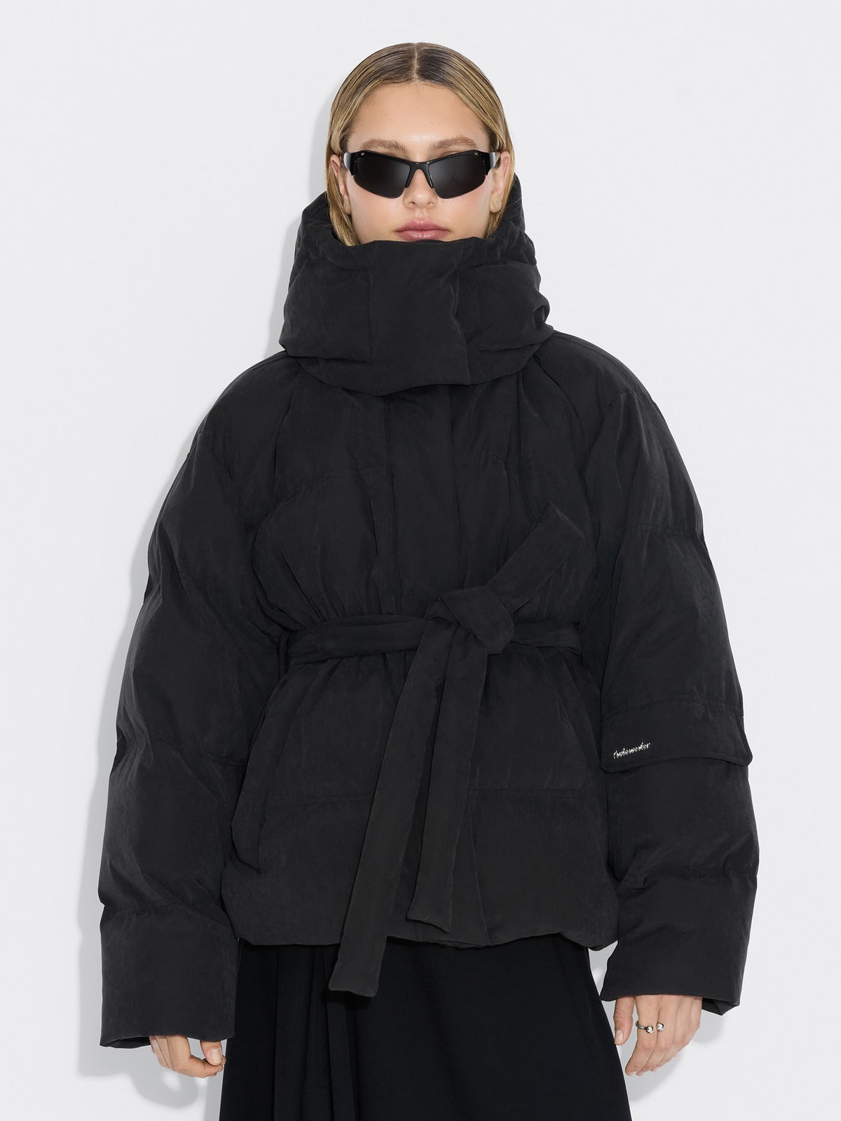 Steilia Brushed Down Jkt - Black, modellbilde