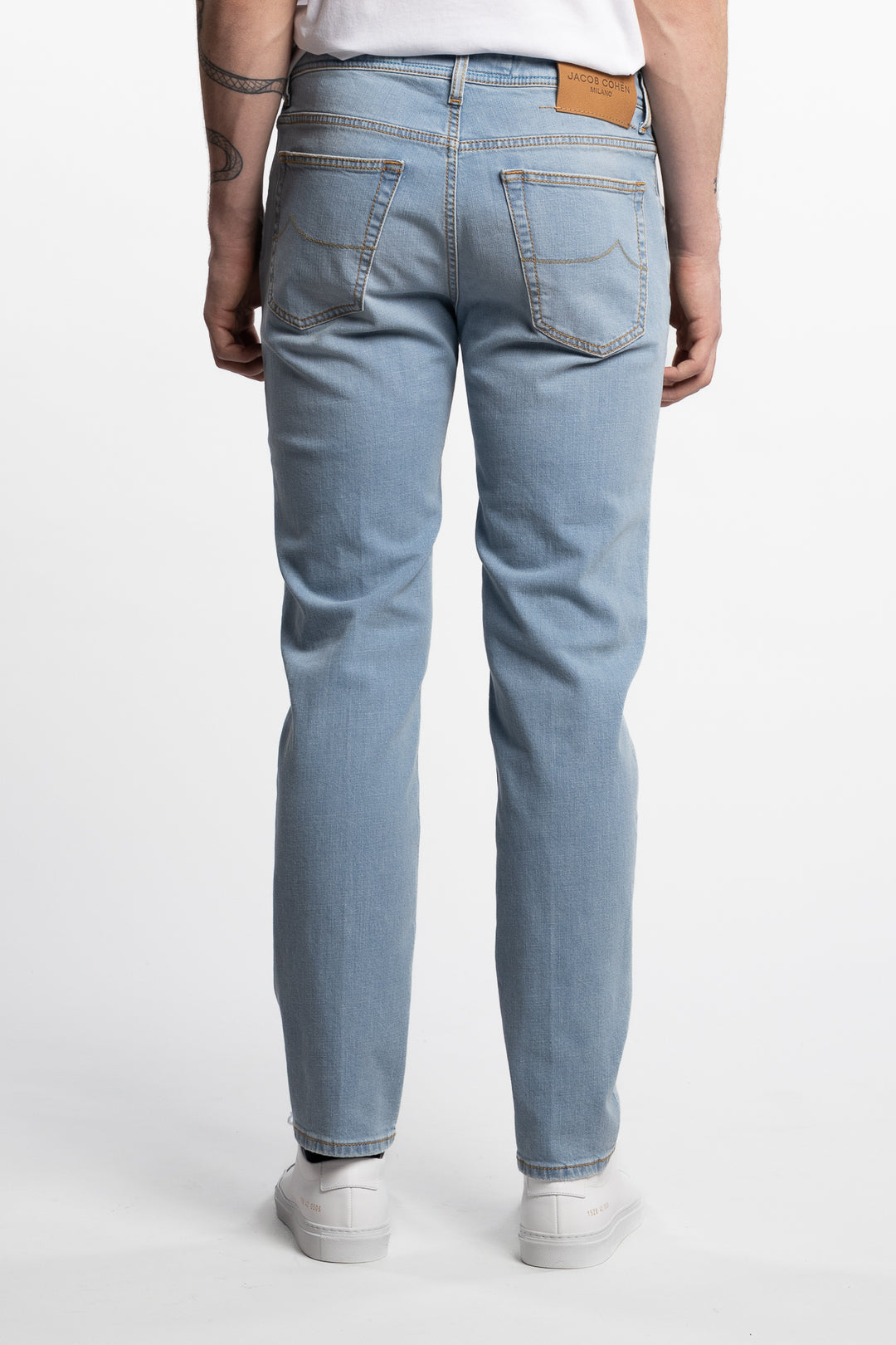 Scott Cropped Carrot Shape Stretch Jeans Light Blue