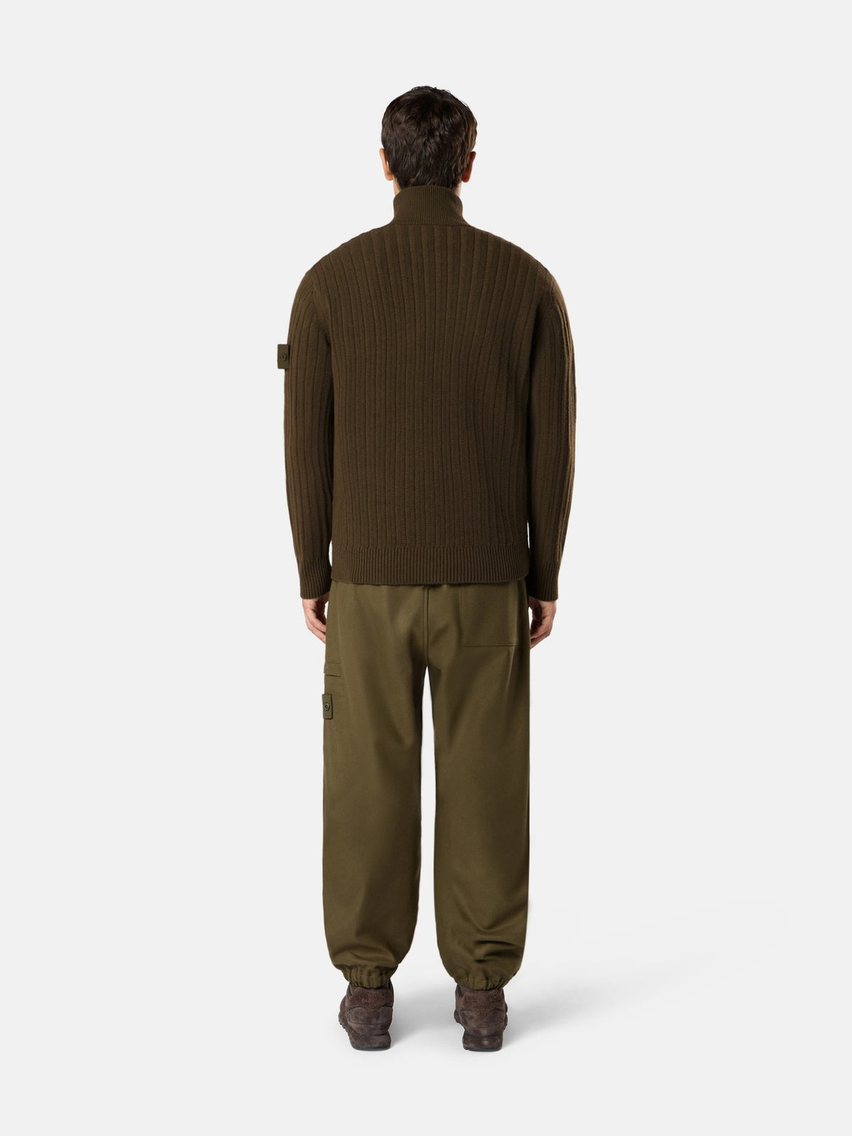 55100054 Ghost Loose-fit zip-up Jumper Military Green - modellbilde