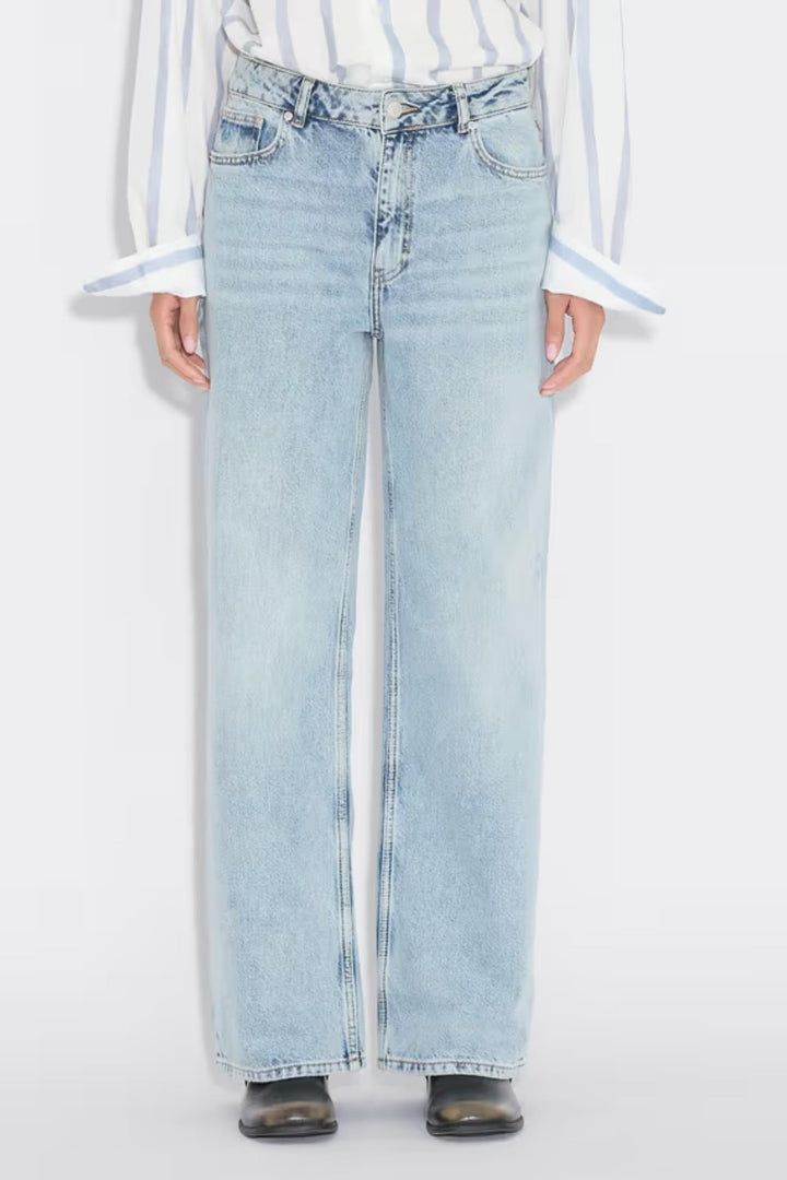 W Wide Jeans - Blue Washed
