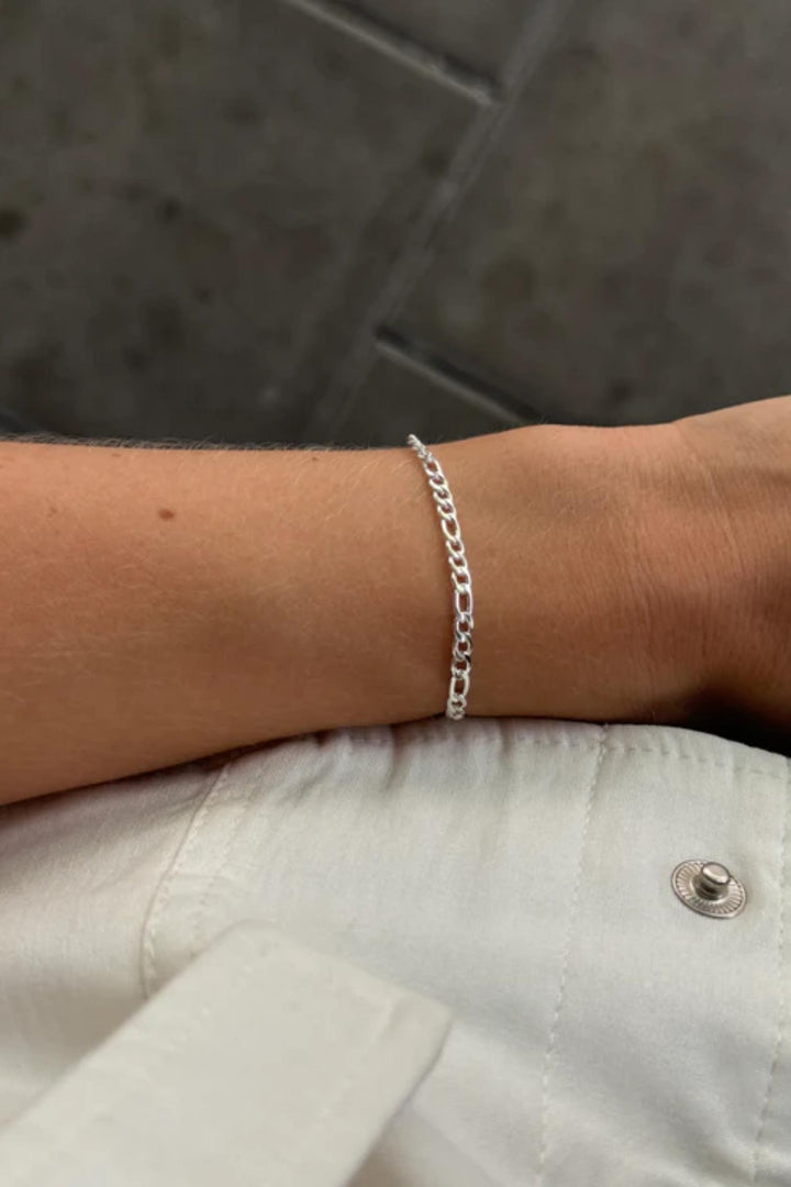 Delicate Bracelet Silver