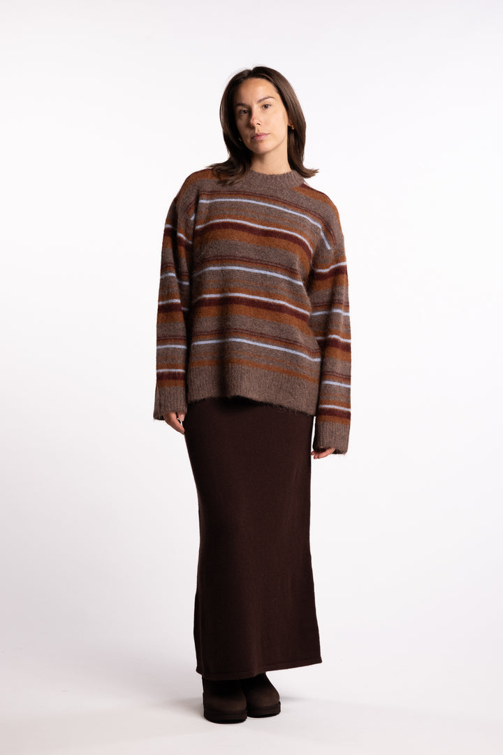 Fluffy Stripe Crew - Brown Stripe