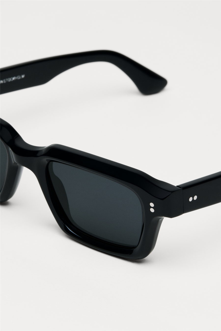 03 Black