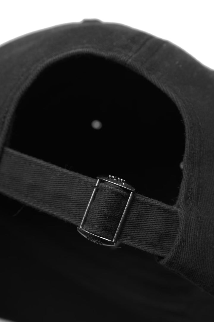 W. Cap Black
