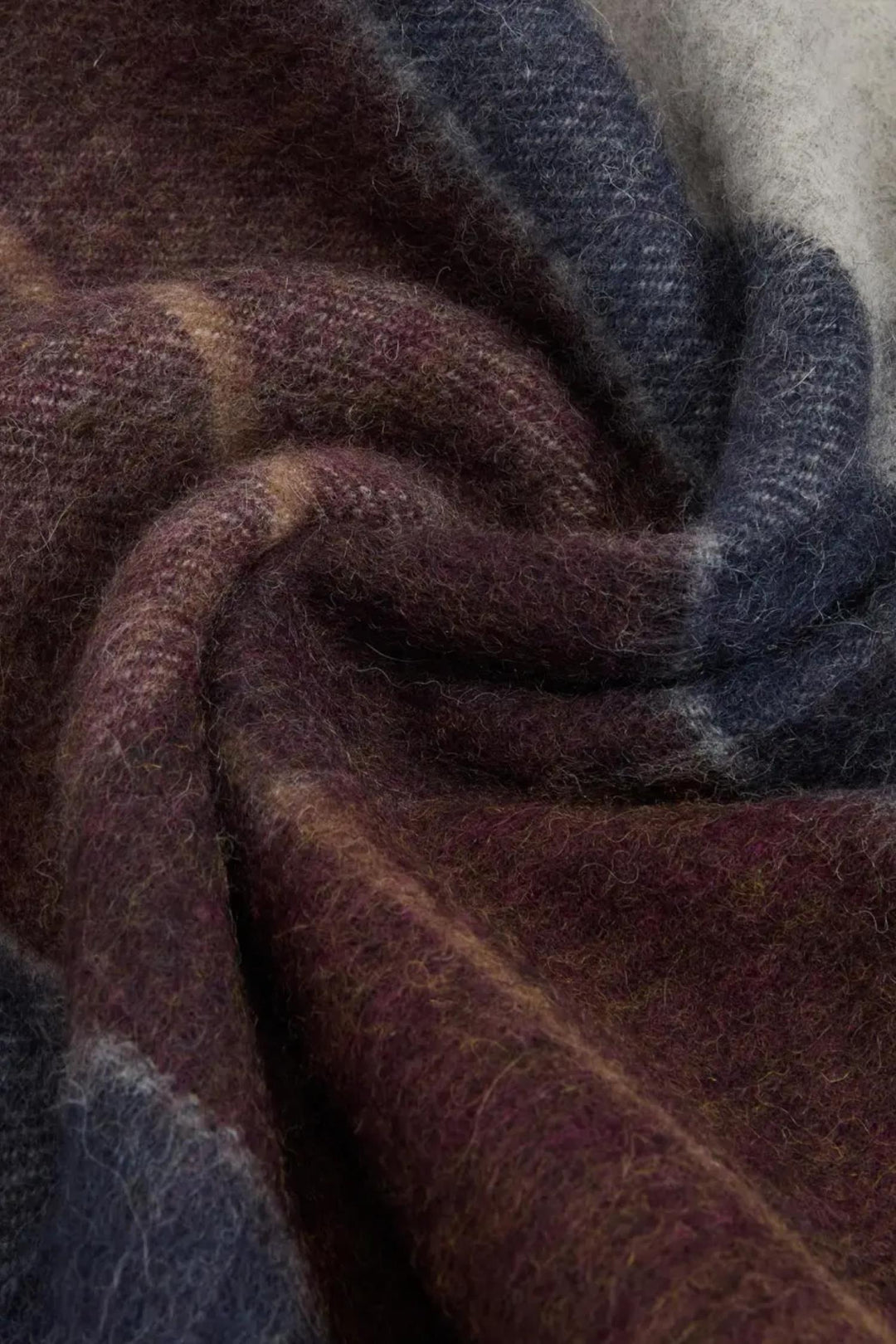 Iverness Tartan Scarf- Midnight Oak Tartan