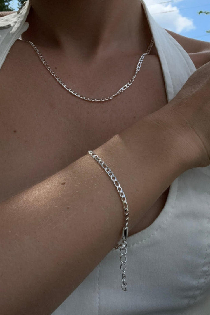 Delicate Bracelet Silver