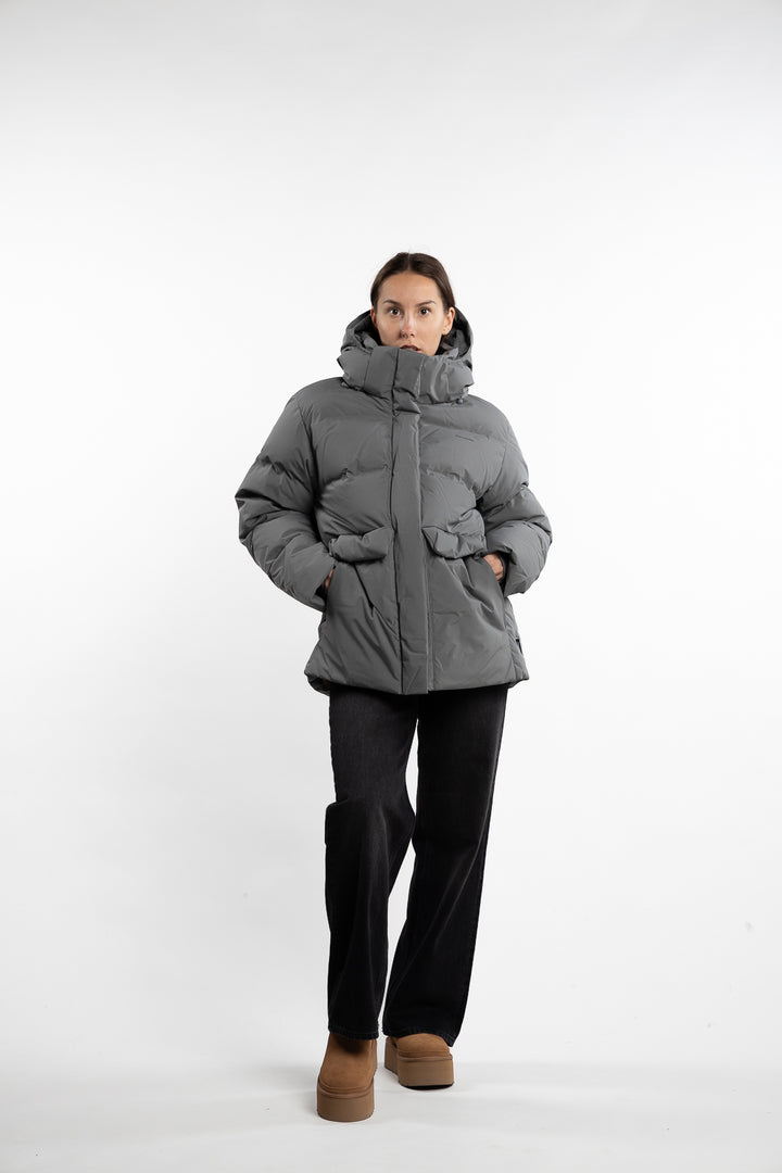 Besseggen Down Jacket- Grey