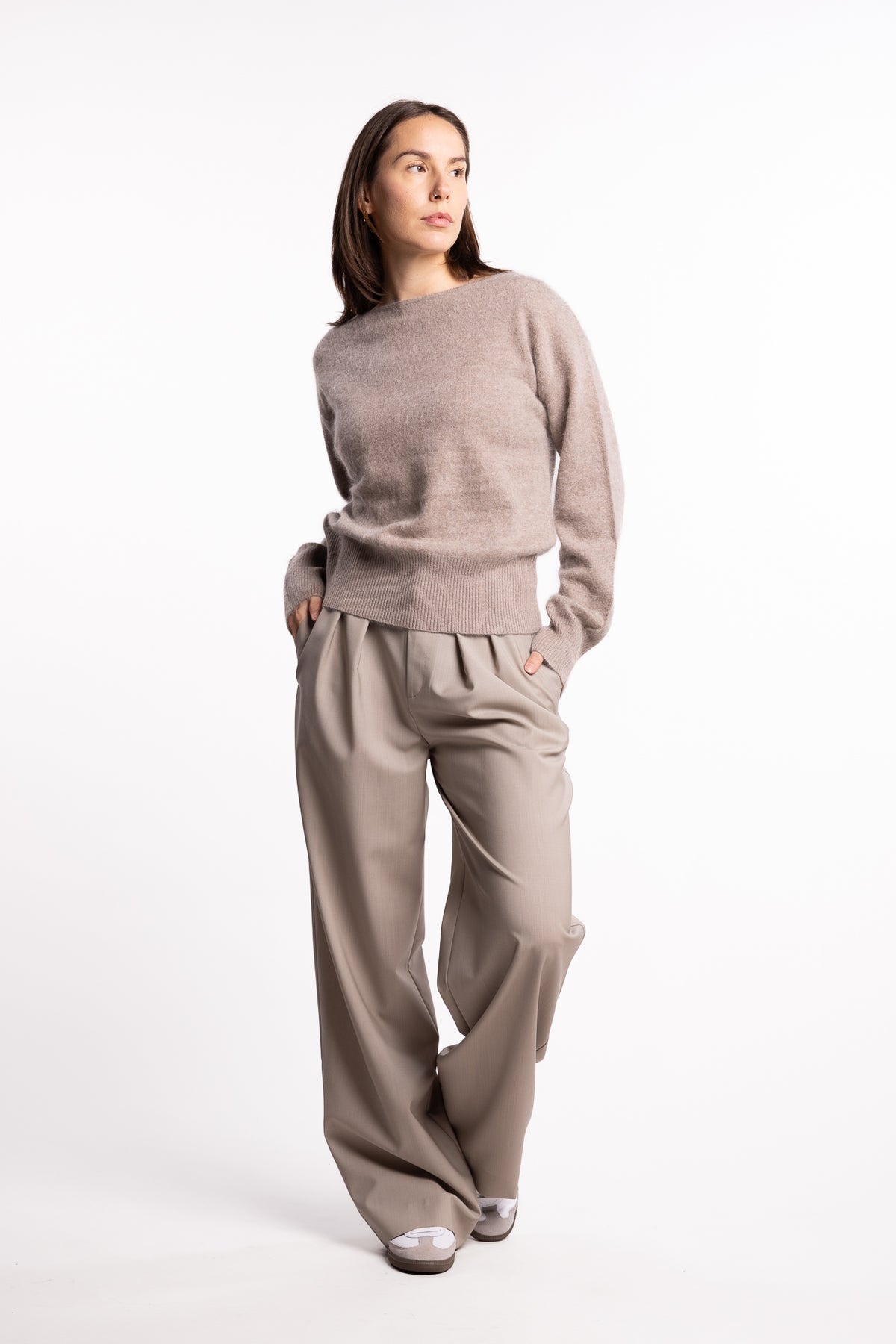 Cloud Knit- Taupe