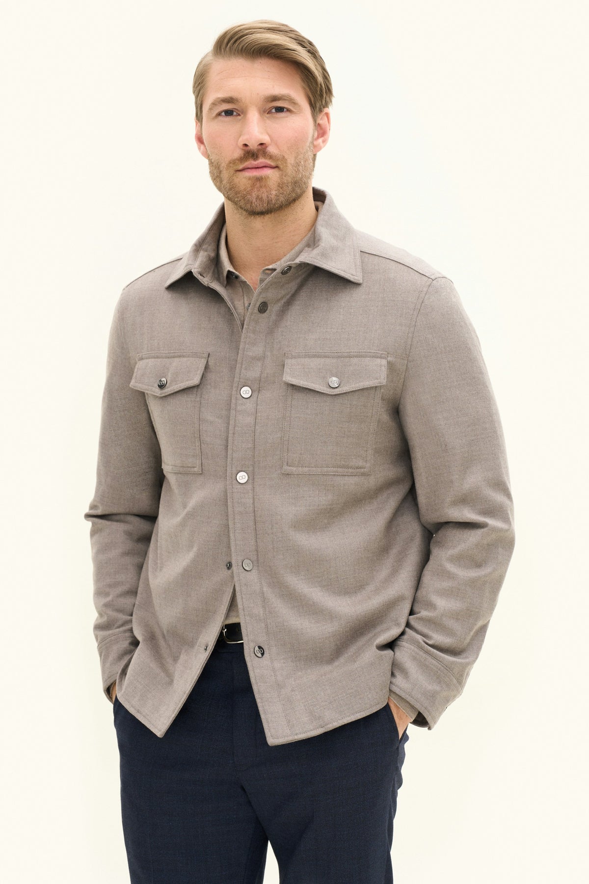 Flannel Shirt Jacket Beige Melange - modellbilde