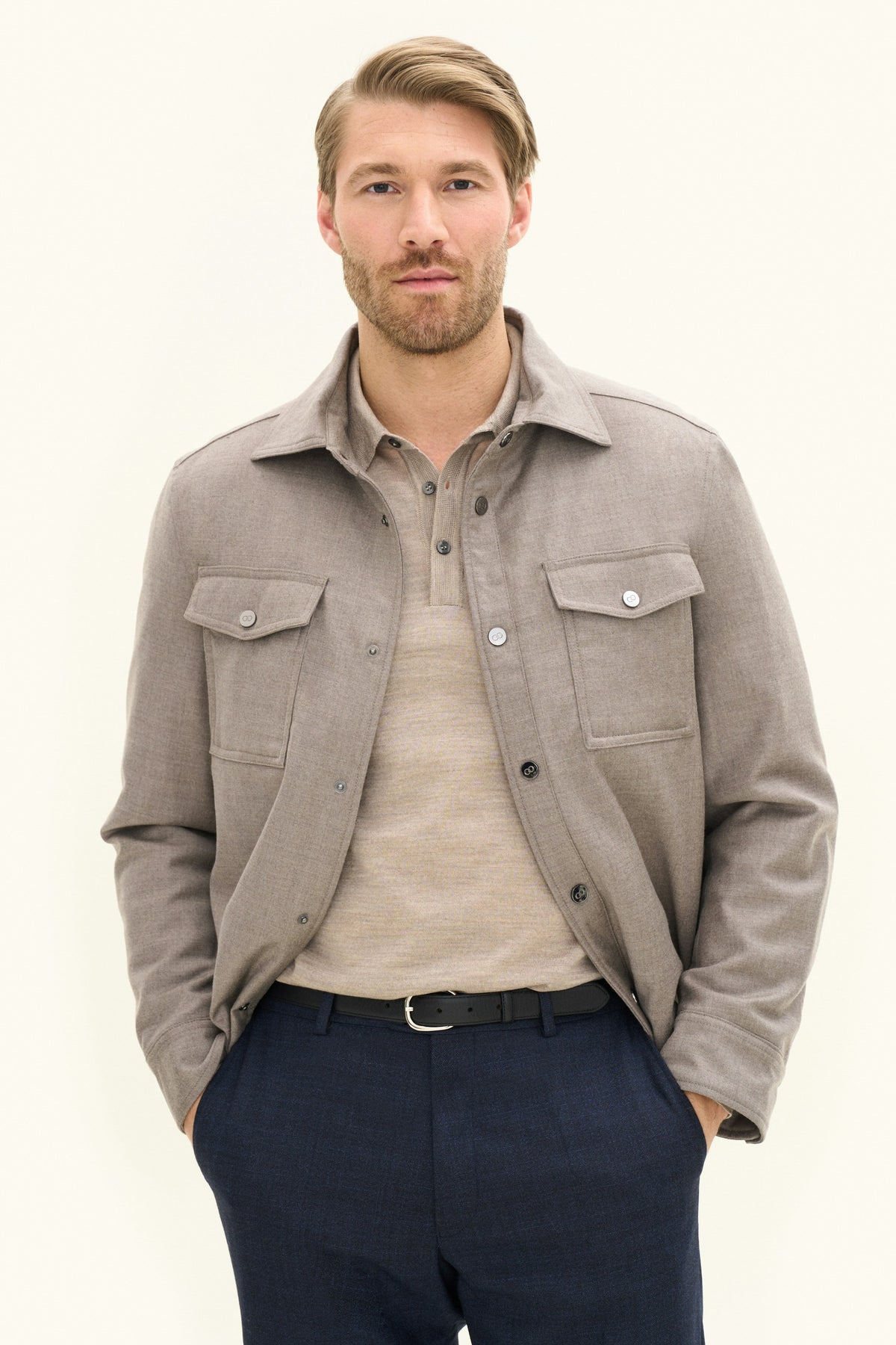 Flannel Shirt Jacket Beige Melange - modellbilde