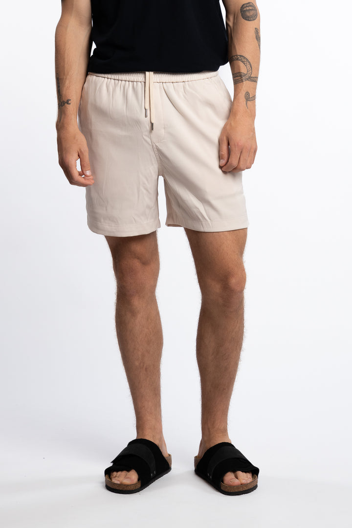Turi Shorts Sand