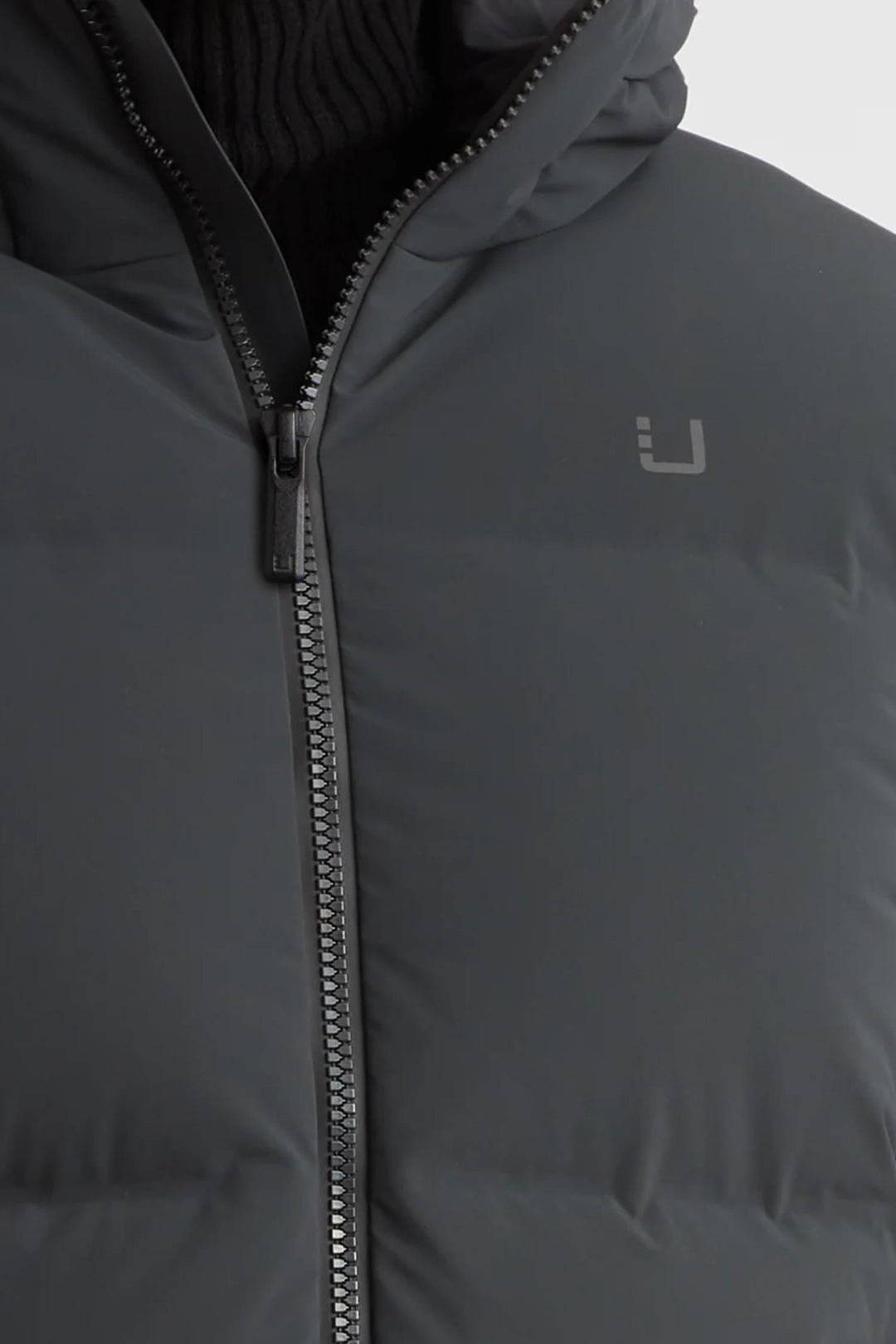 Titan Parka Black