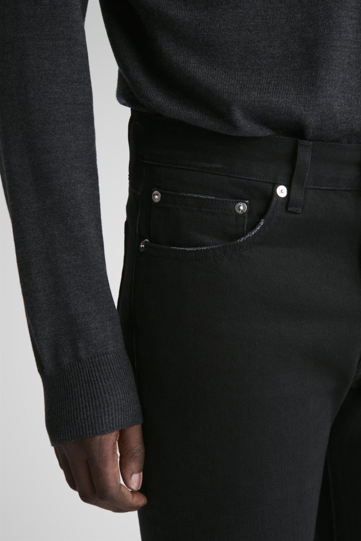 Miko Slim Tapered Fit Japan Black Dusk