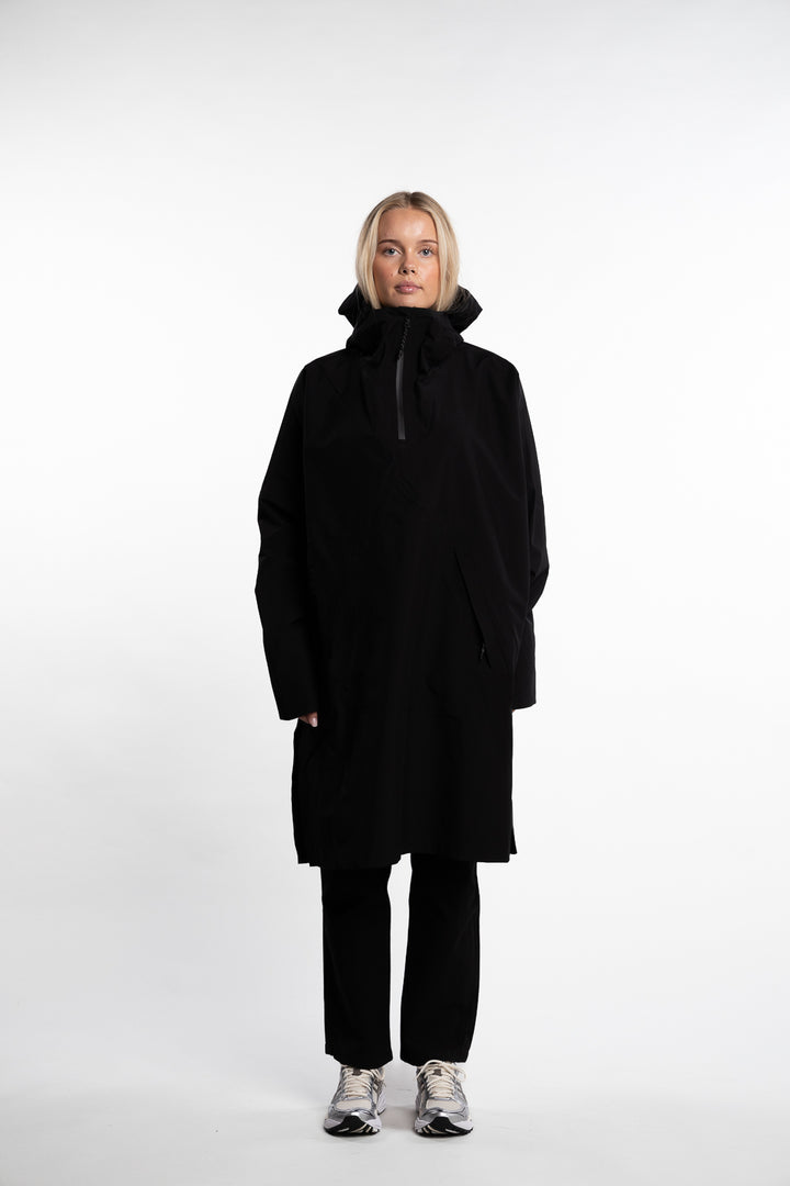 Aalesund Poncho - Black