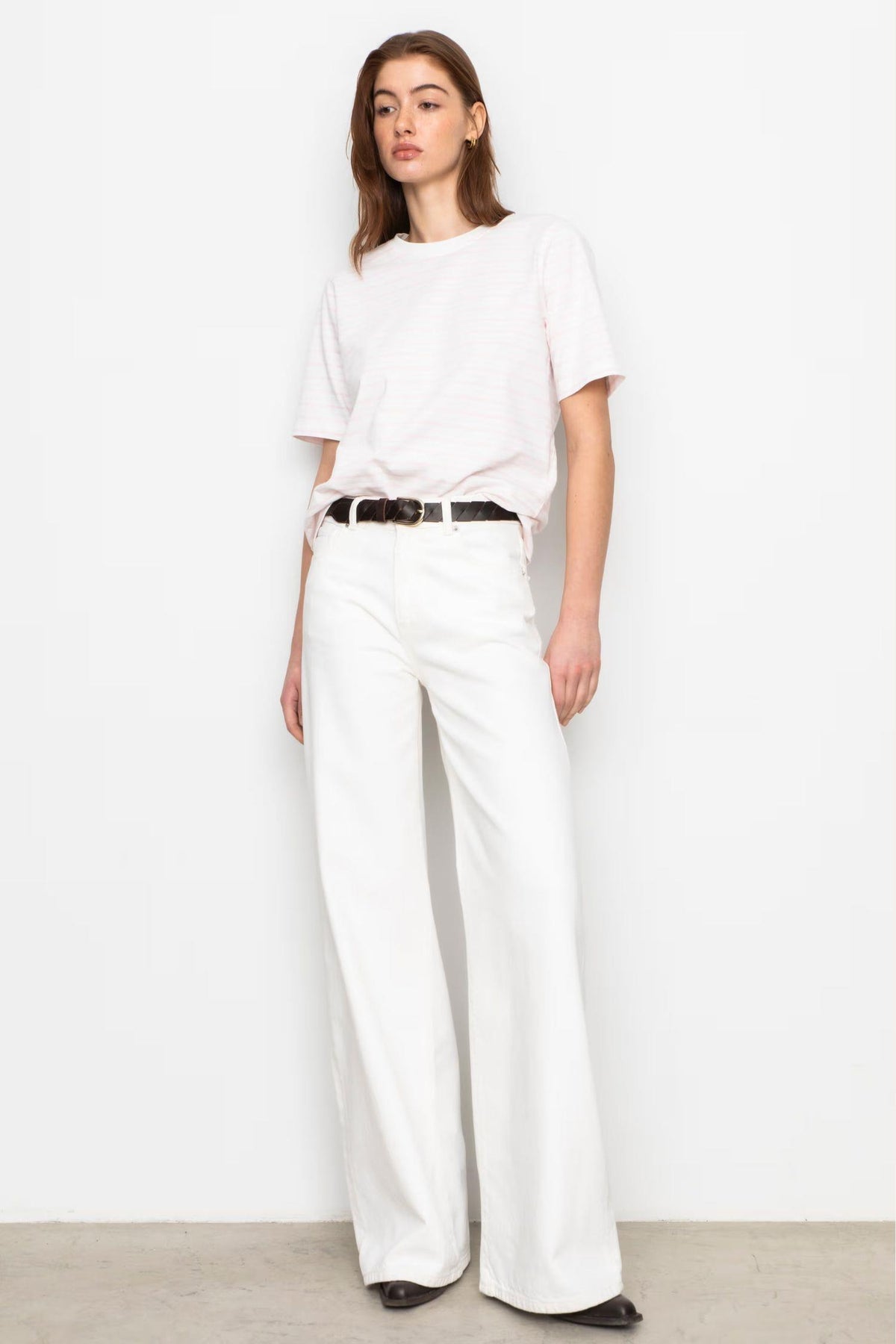 Taylor Off-white