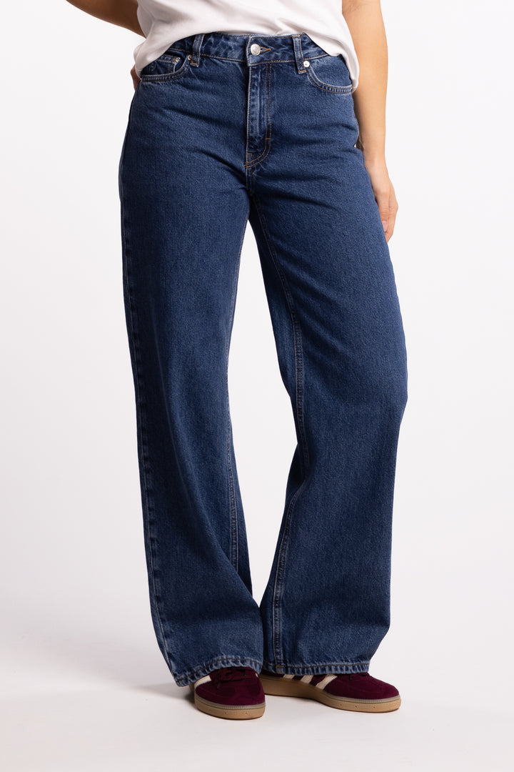 W Wide Jeans - Mid Blue