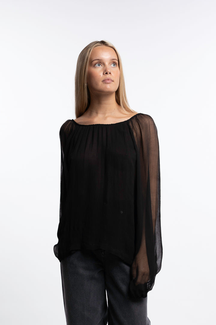 Uma Blouse- Black