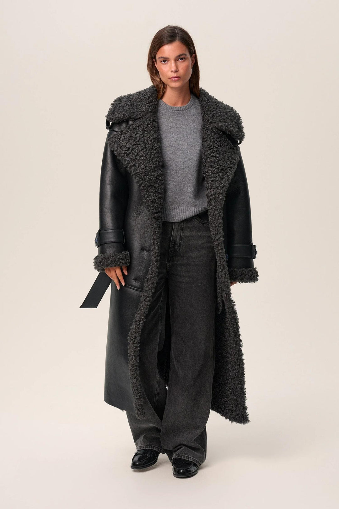 Manchester Coat- Black