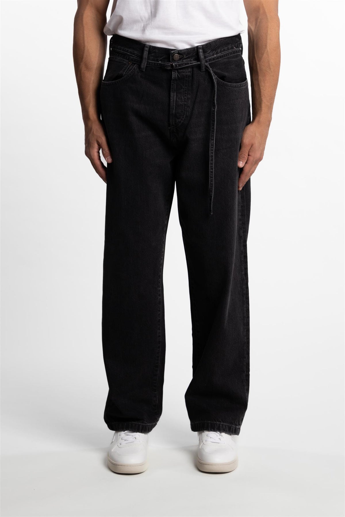 Loose Fit Jeans - 1991 Toj Black