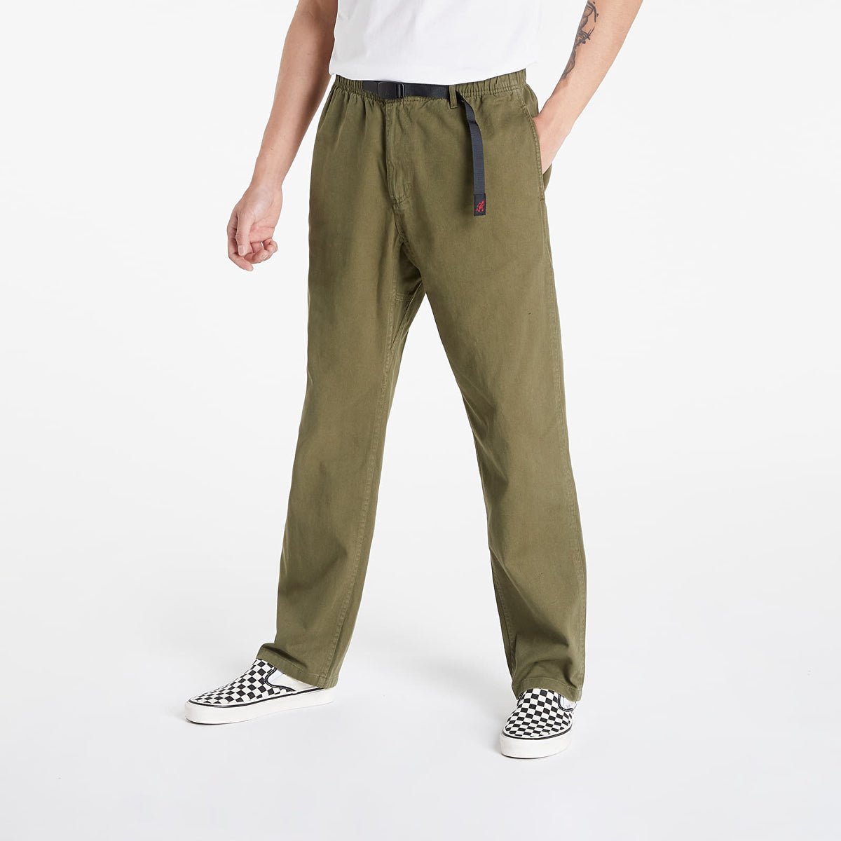 Gramicci Pant Olive - modellbilde