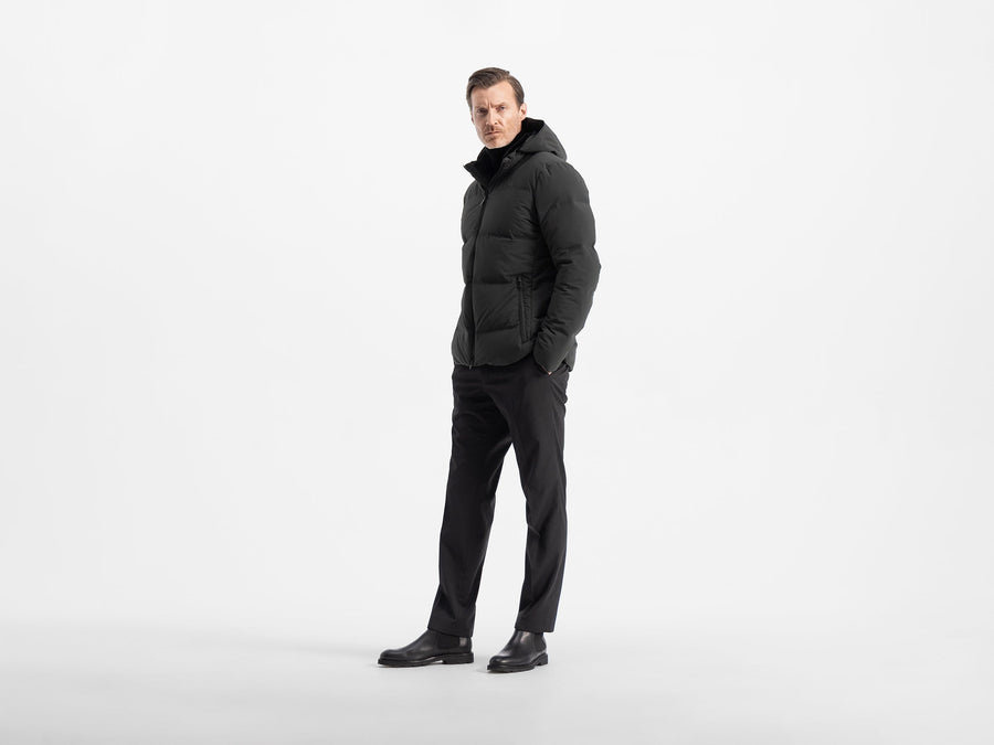 Bolt Jacket Night Olive - modellbilde