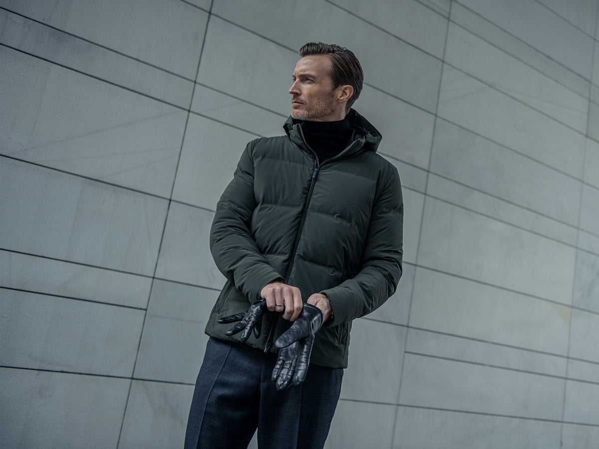 Bolt Jacket Night Olive - modellbilde