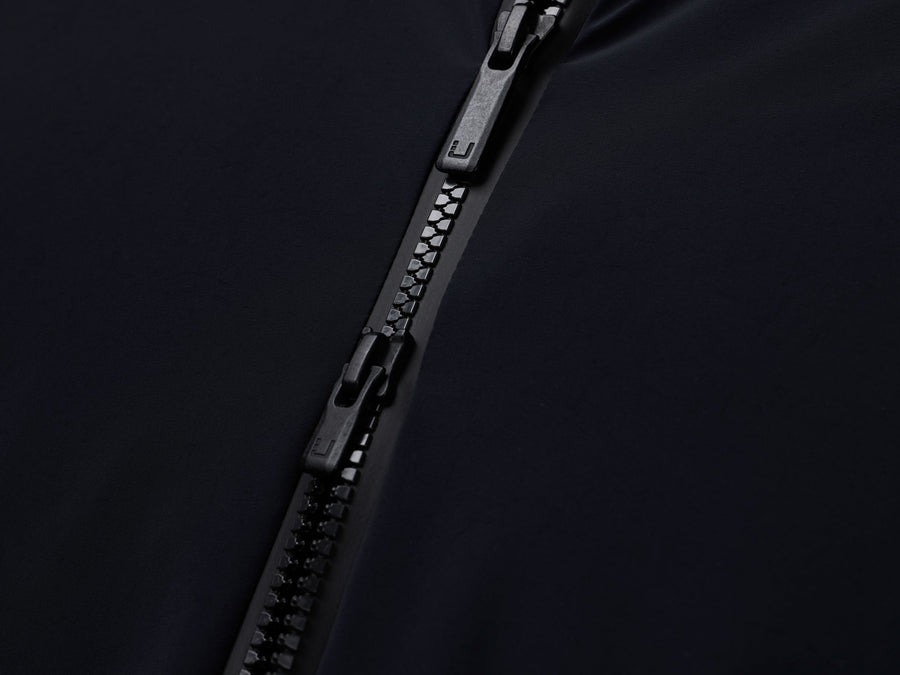 Phantom Down Jacket Black detalj