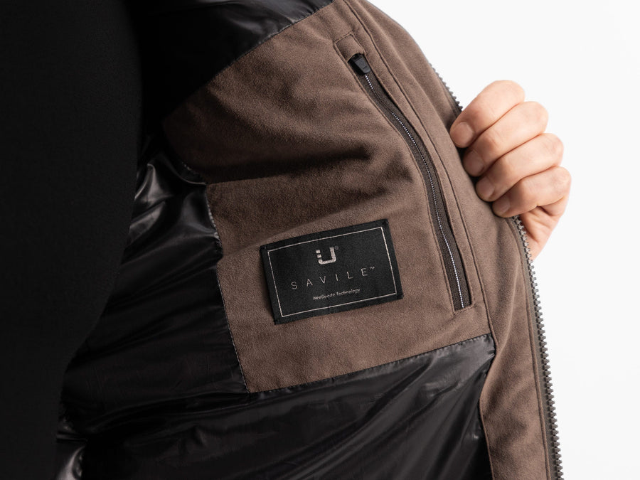 Concord Down Jacket Savile NeoSuede Sand - modellbilde