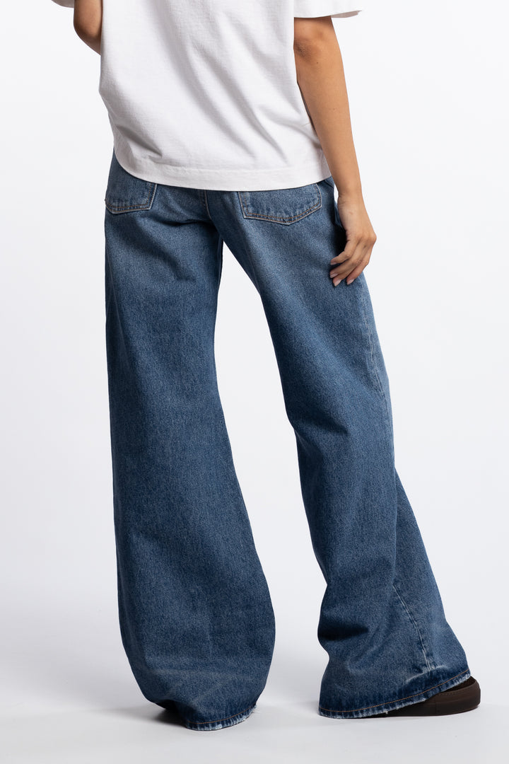 2022  Relaxed fit Vintage blue