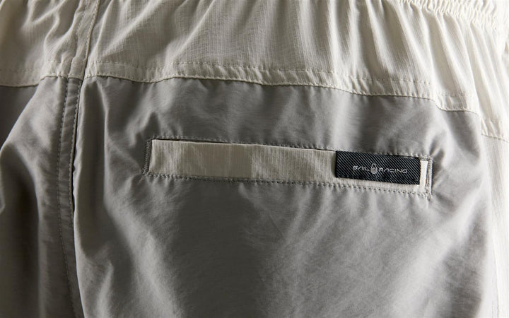 Tornado Shorts Spray White