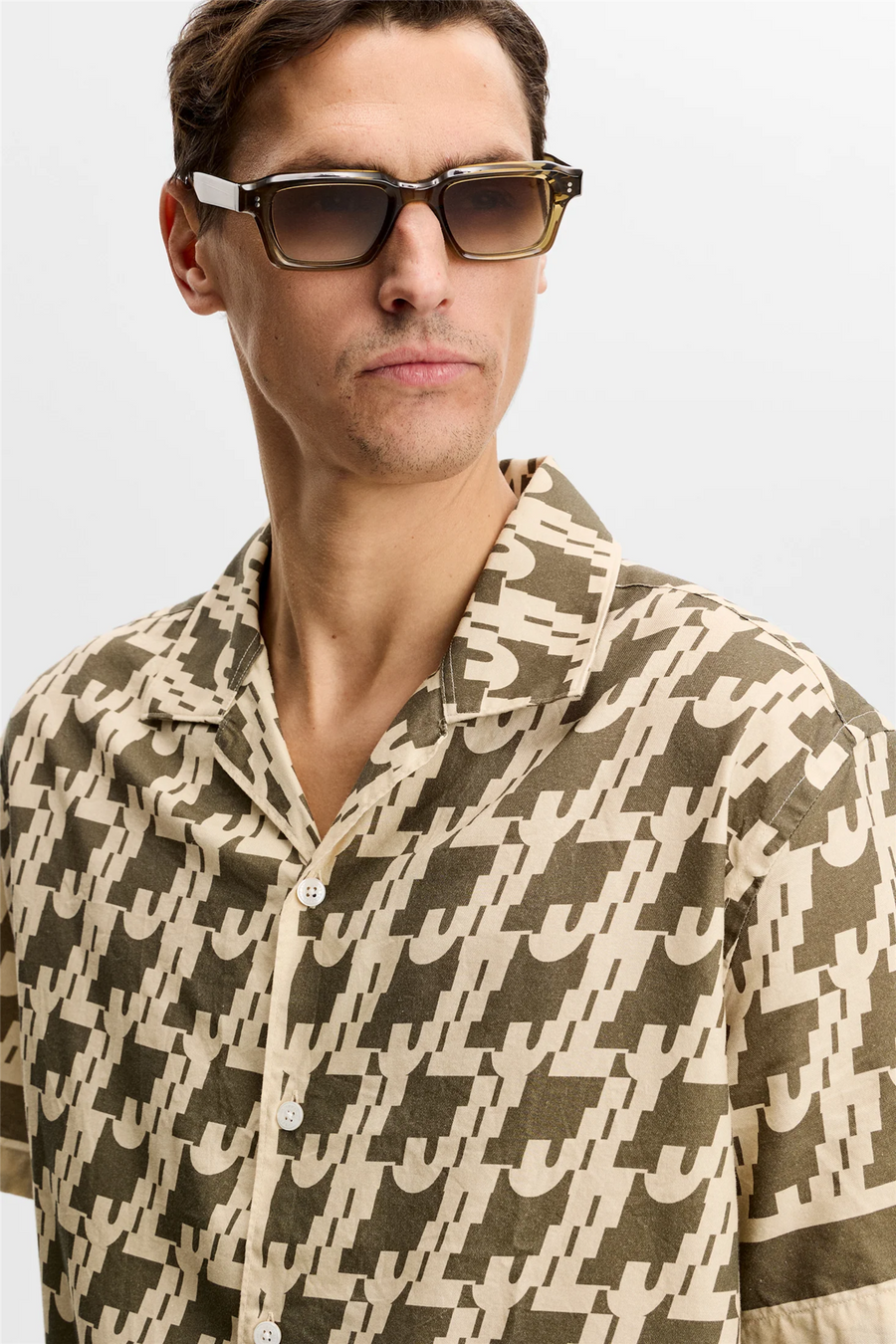 Ellis Border Resort Shirt Glitch Kalamata