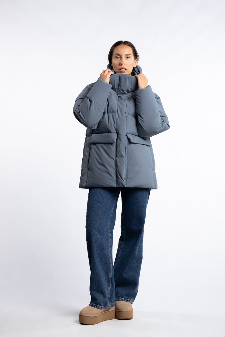Besseggen Down Jacket - Blue Aqua