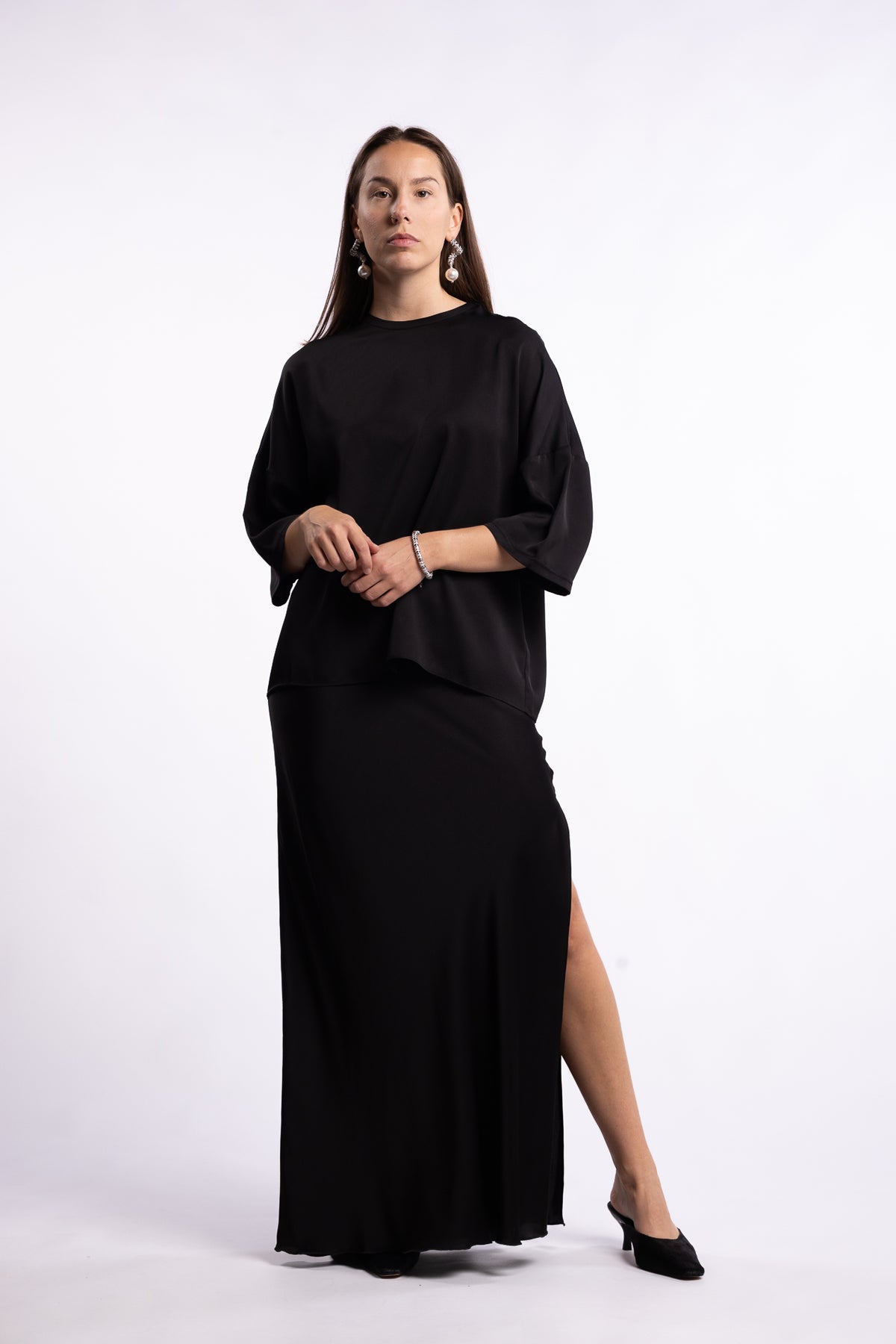 Thess Silk Tee- Black